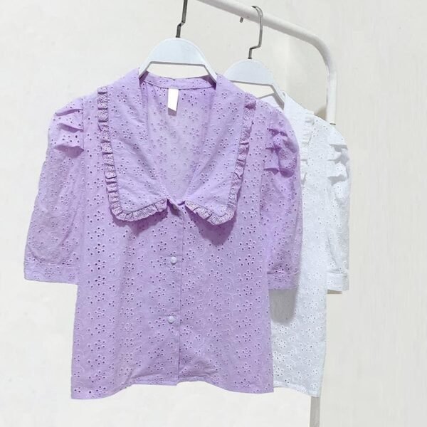 vintage style blouse with puff sleeves