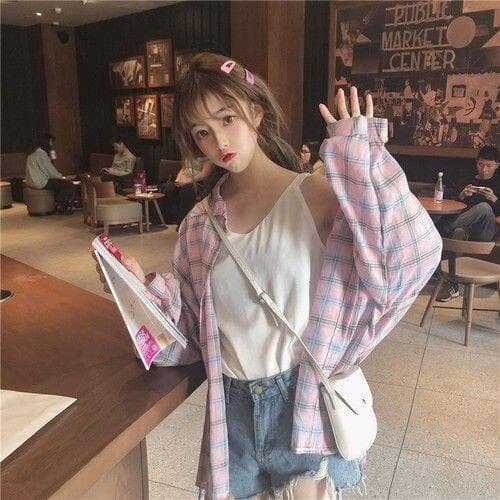 plaid shirt with balloon sleeves